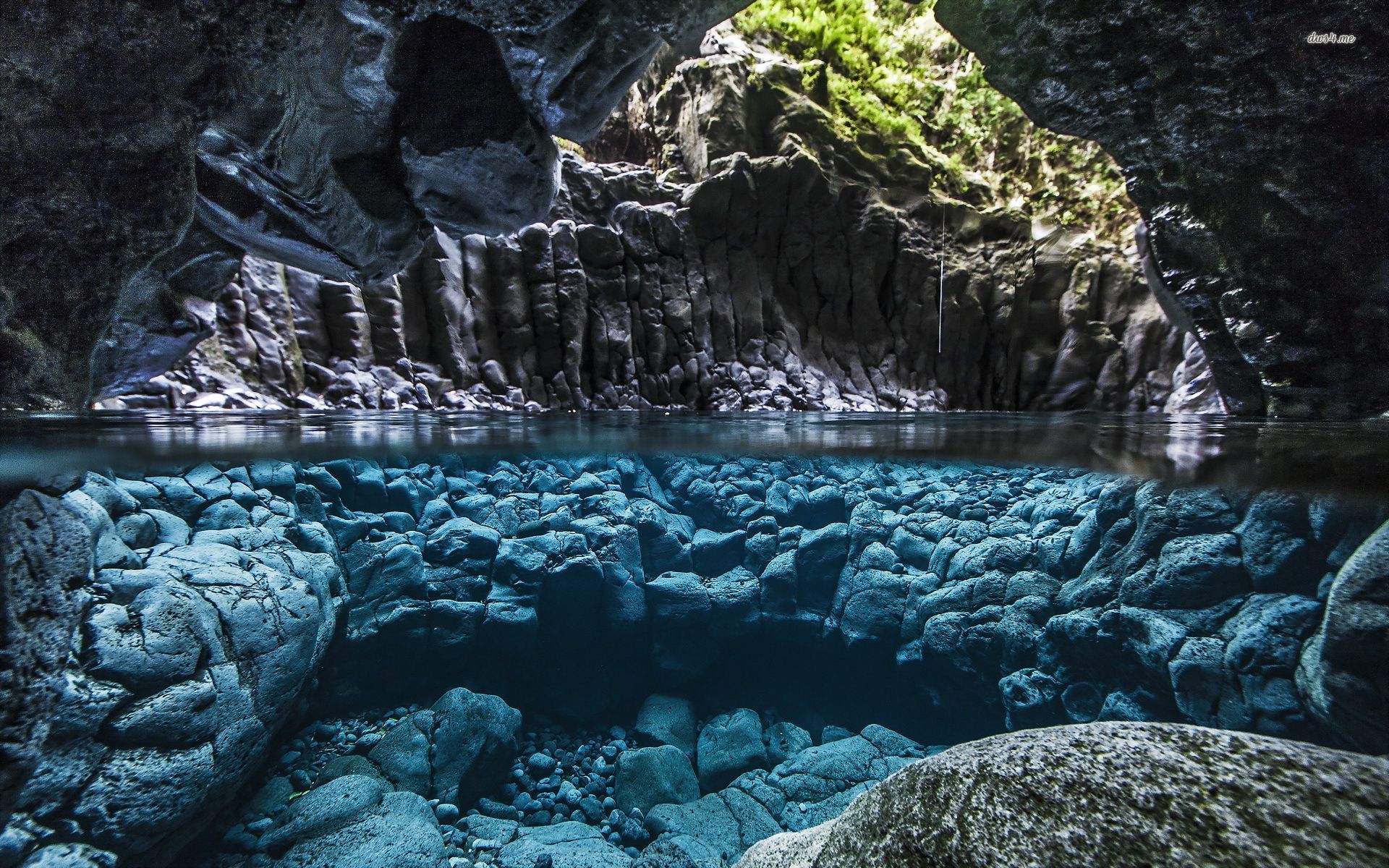 Underwater Cave Wallpaper 0x