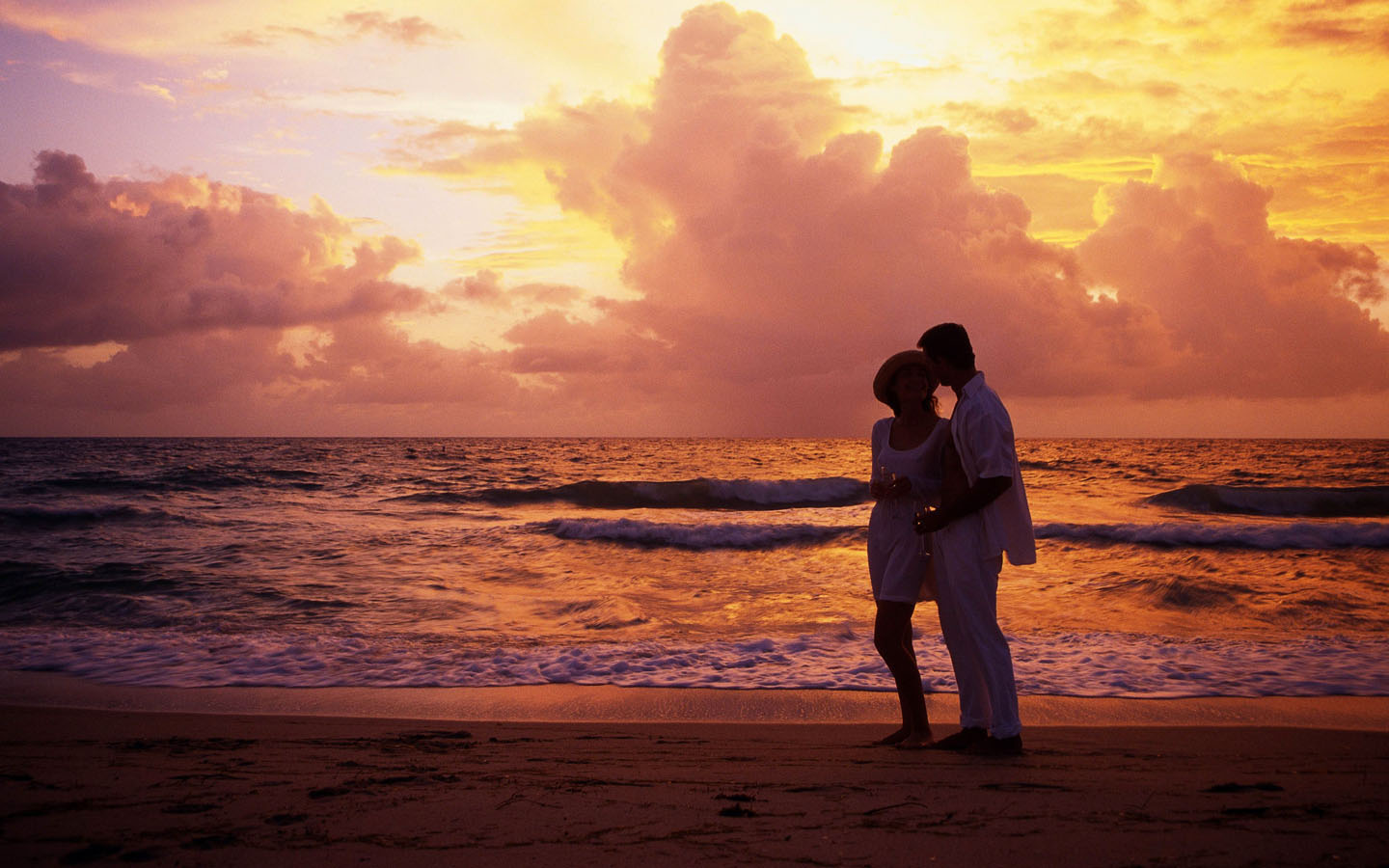 Love Couple Wallpaper