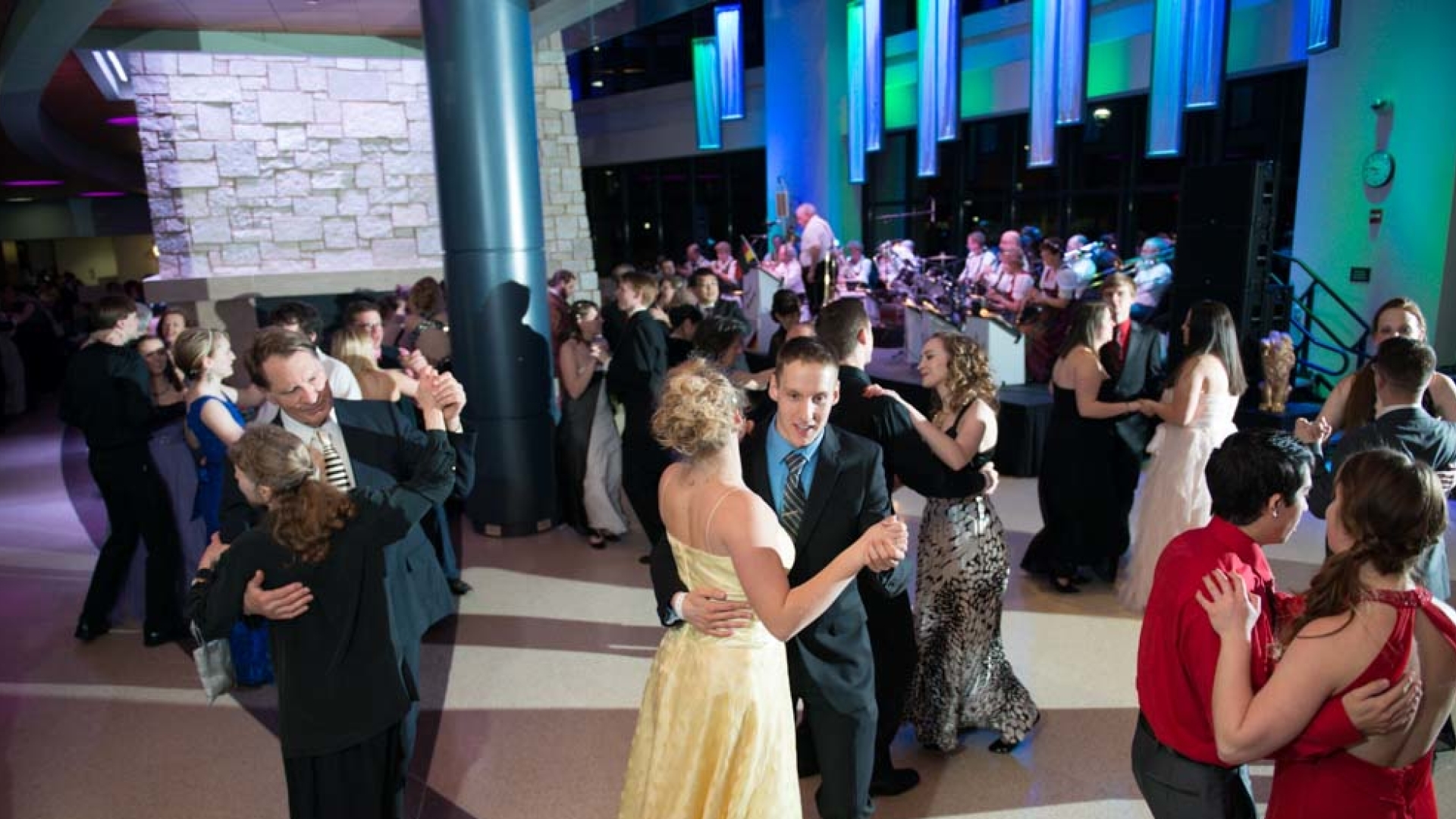 Uw Eau Claire To Host 44th Annual Viennese Ball April
