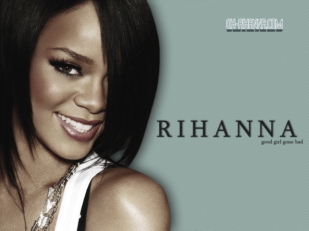 Sexy And Charming Rihanna Wallpaper In HD Quality