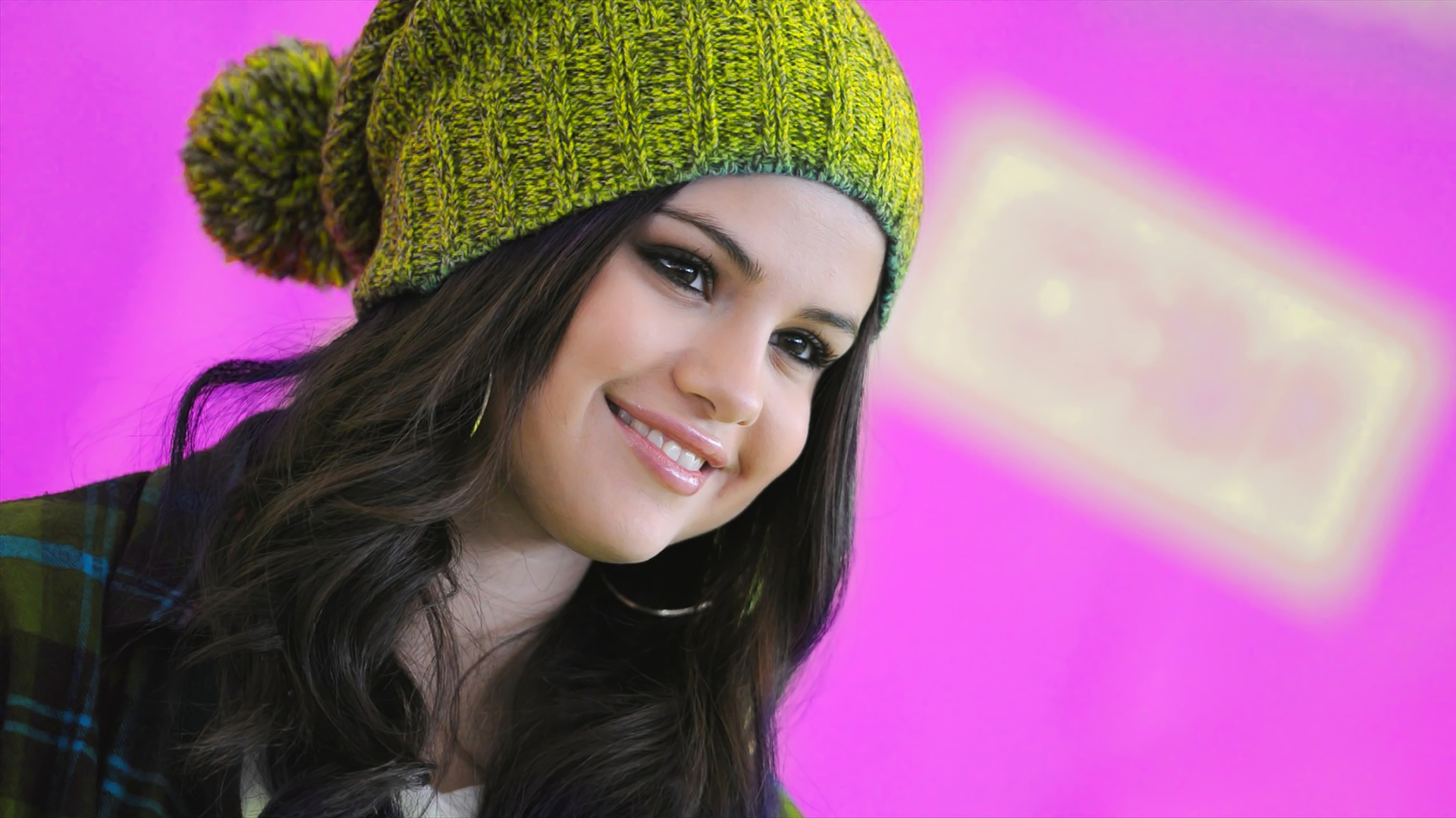 Selena Gomez Beautiful HD Wallpaper