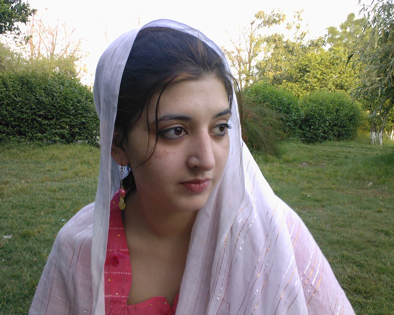 Free Download Beautiful Pakistani Girls Wallpaper [1280x1024] For Your Desktop Mobile And Tablet