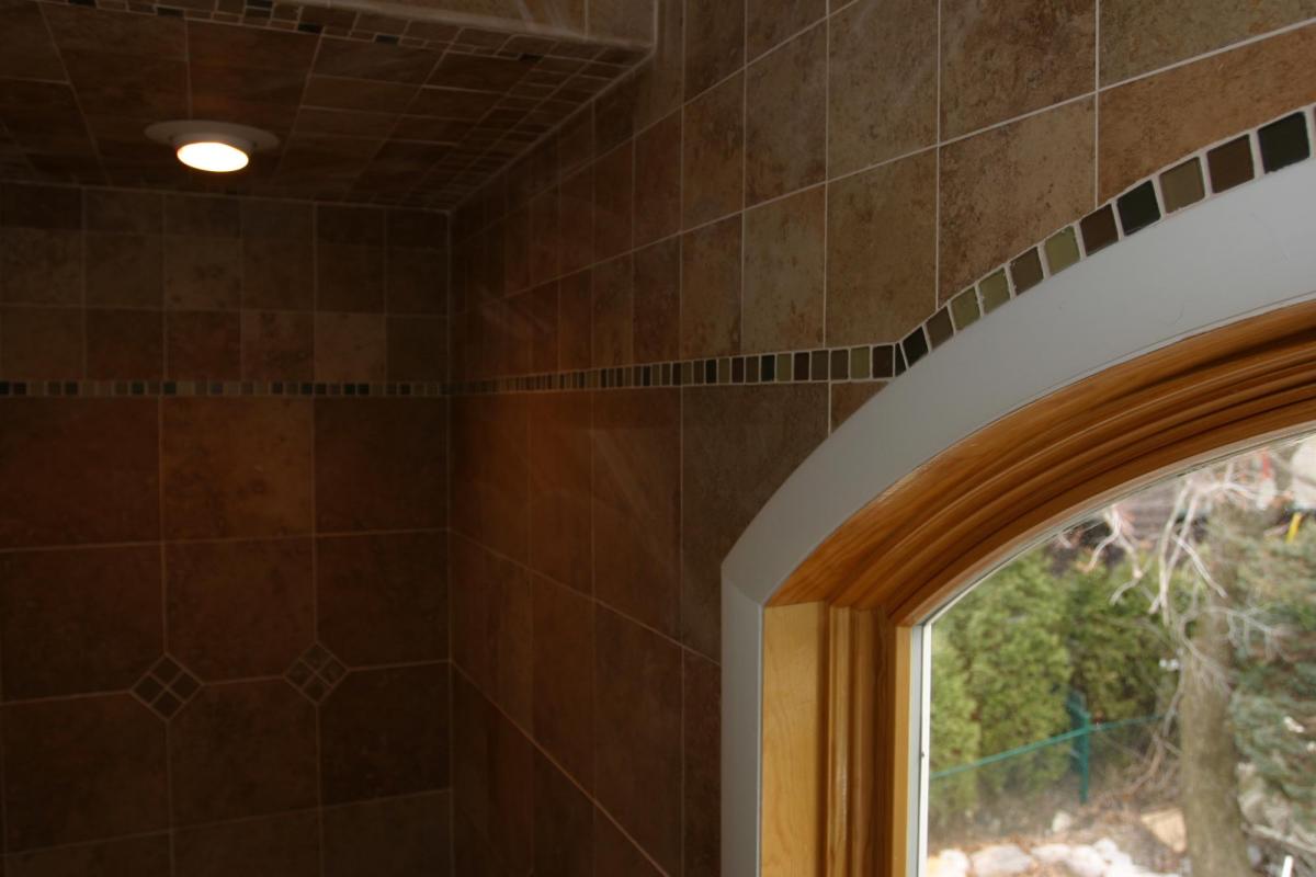  comphotobathroom wall and ceiling tile custom glass border 1200x800
