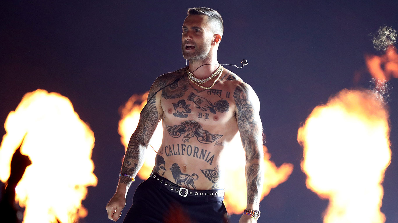 Adam Levine Ripped His Shirt Off On The Super Bowl Halftime Stage