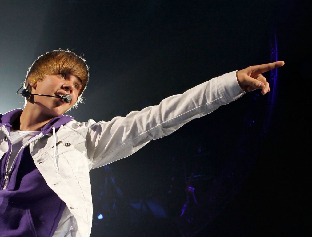 Justin Bieber Pictures Bio Wiki Clothing