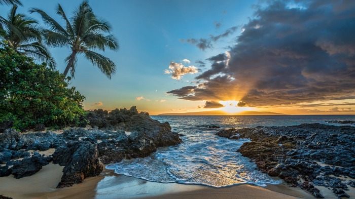 Maui beach hawaii HD wallpapers for Desktop 1366X768 Maui beach