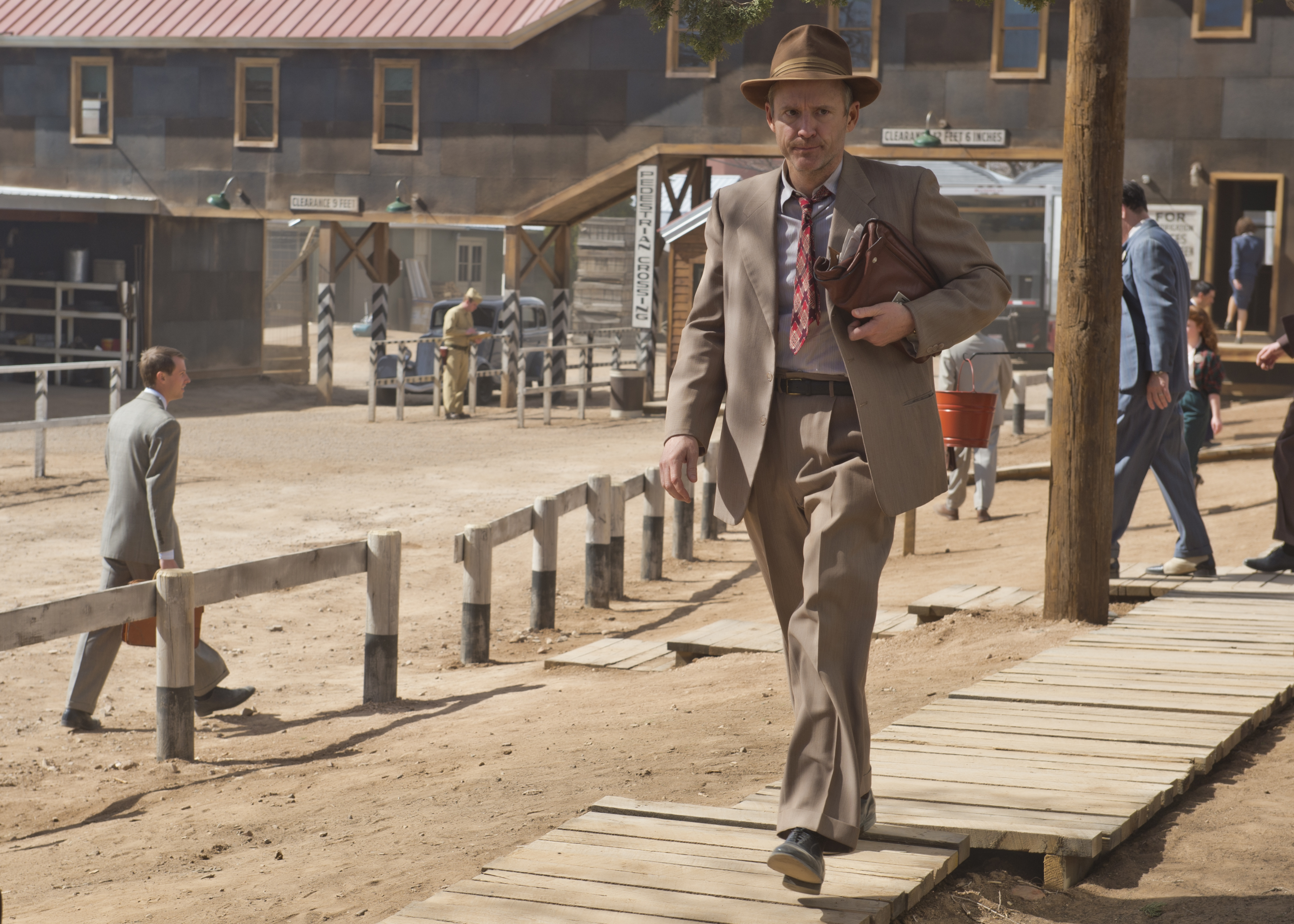 Watch Explosive First Look At New Wgn America Series Manhattan