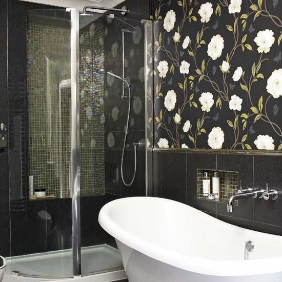 Statement bathroom wallpaper Bathroom tile ideas housetohomecouk 550x550