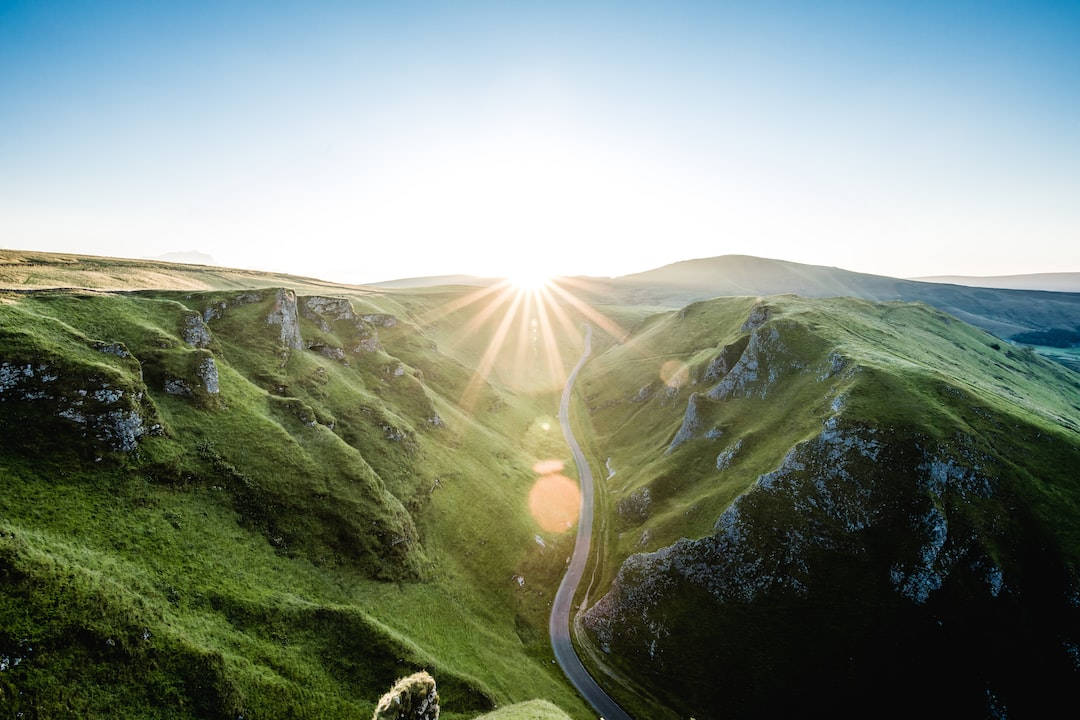 Full Screen HD Desktop Wallpaper