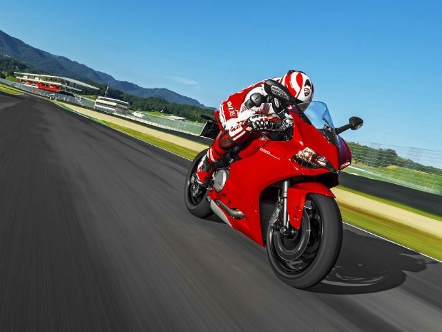 Ducati rolled in the 848 Evo replacement as it unveiled the Ducati 899