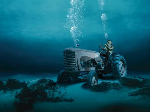 Tractor underwater scuba diving funny desktop wallpapers 1600x1200
