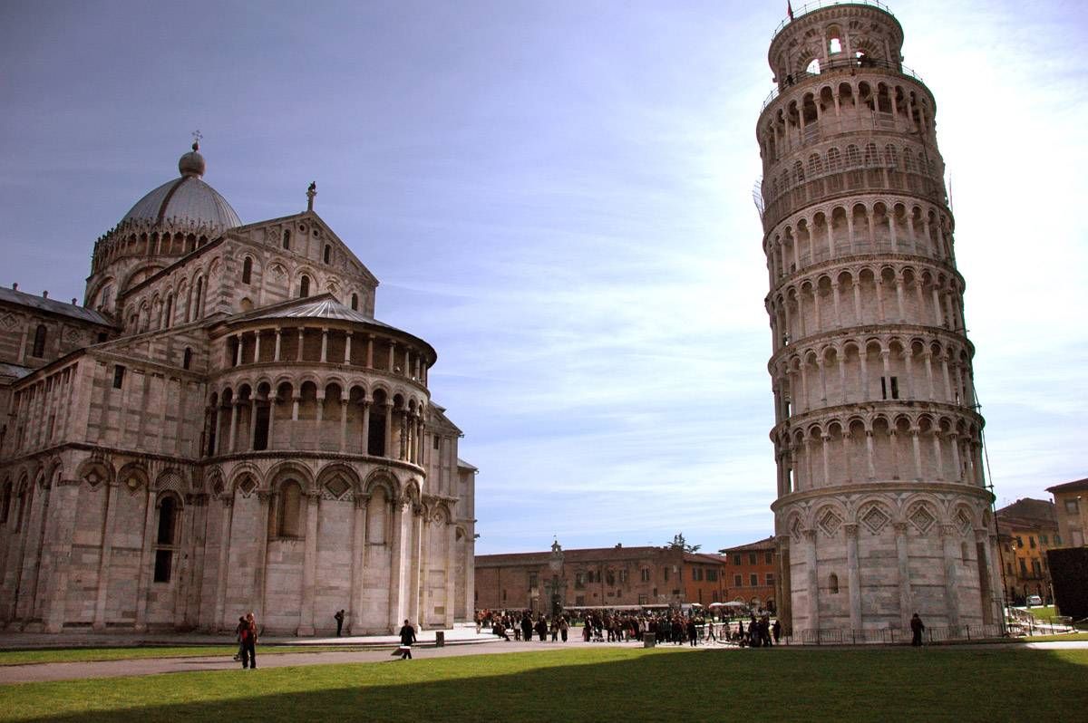 Leaning Tower Of Pisa Wallpaper HD High Definition