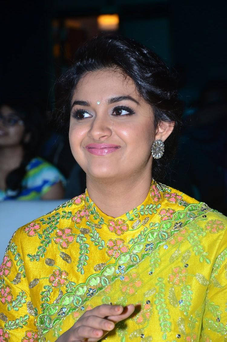 Top Keerthi Suresh HD Wallpaper Full 4k To Use