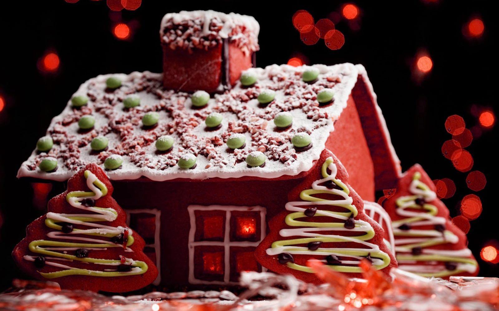 Gingerbread House Christmas Cake HD Wallpaper