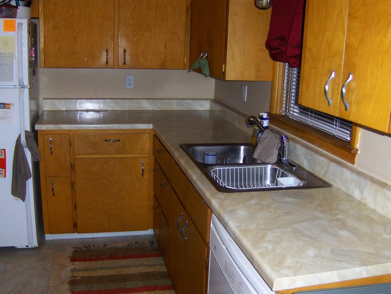 Kitchen Counter Tops Decorated In Faux Paint Finish Travertine French