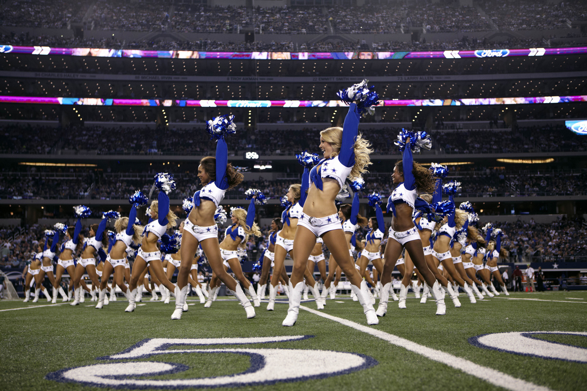 Dallas Cowboys Cheerleaders HD Wallpaper