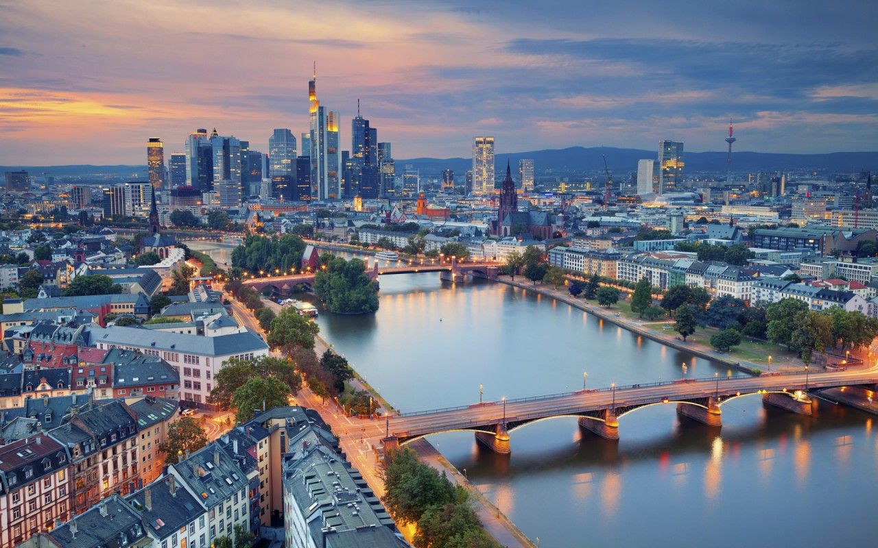 Frankfurt Wallpaper Top Background