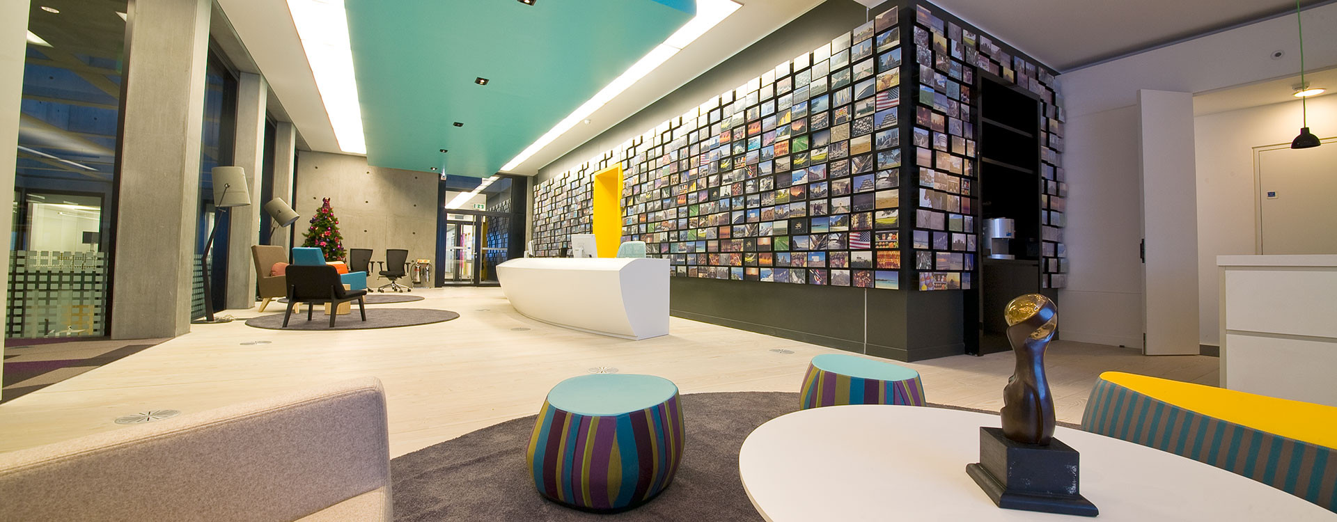 Expedia London Transforming The Workplace Case Study Signbox