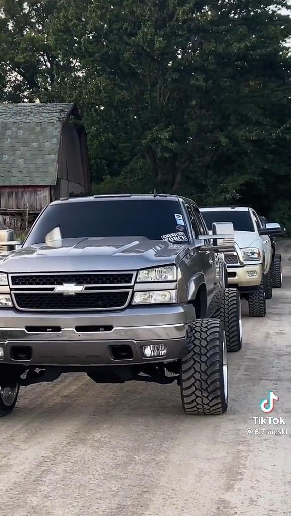 Chevy Diesel Trucks Videos