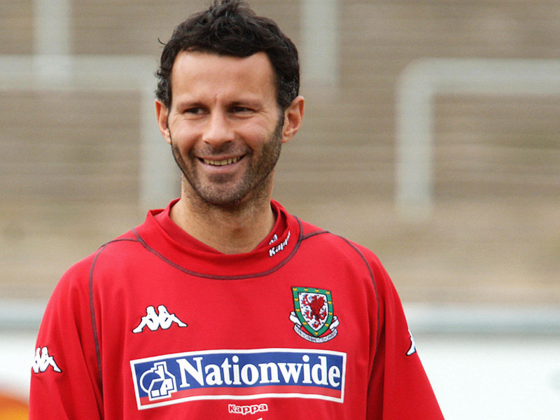 All Super Stars Ryan Giggs Profile Biography Pictures