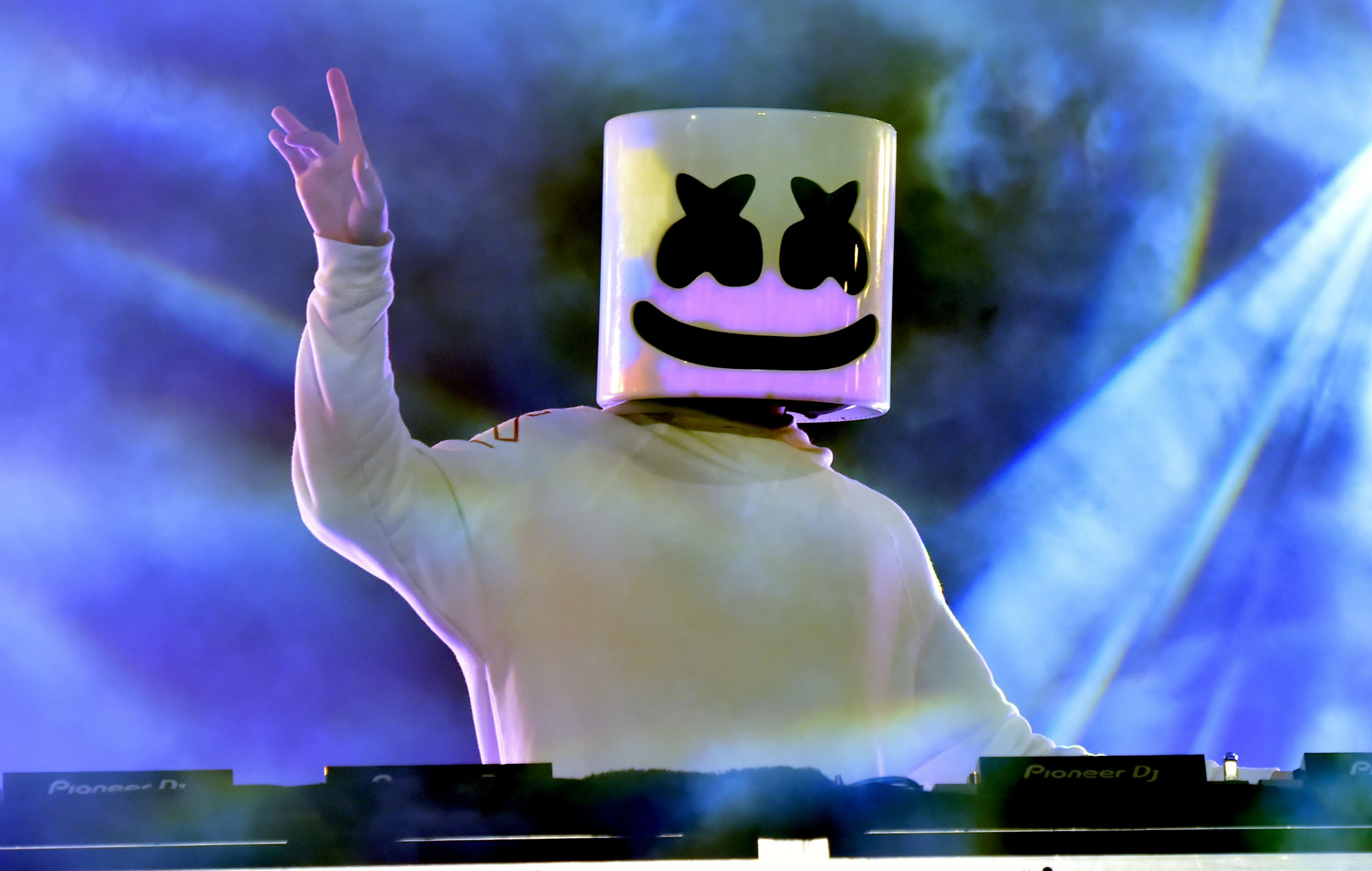 Watch Marshmello Play A Live Set On Fortnite Nme