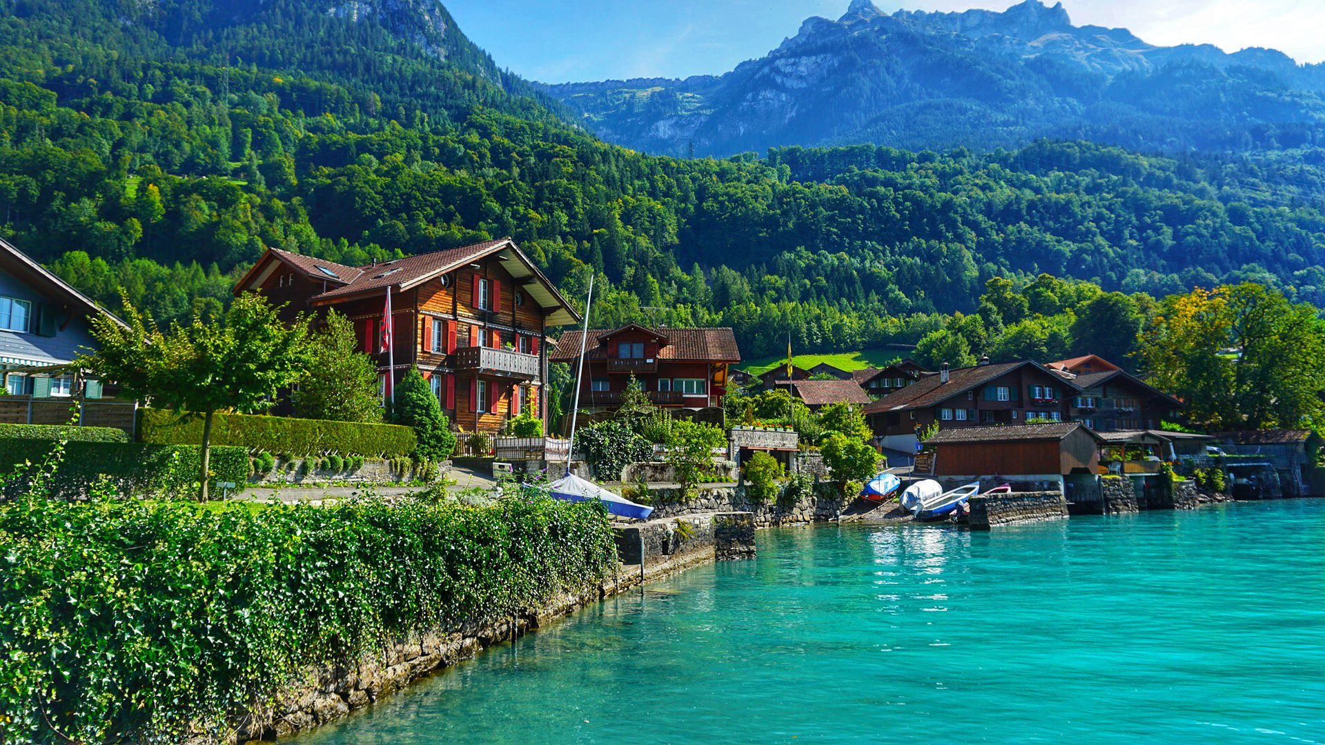 Top Places To Visit On Lake Brienz Switzerland