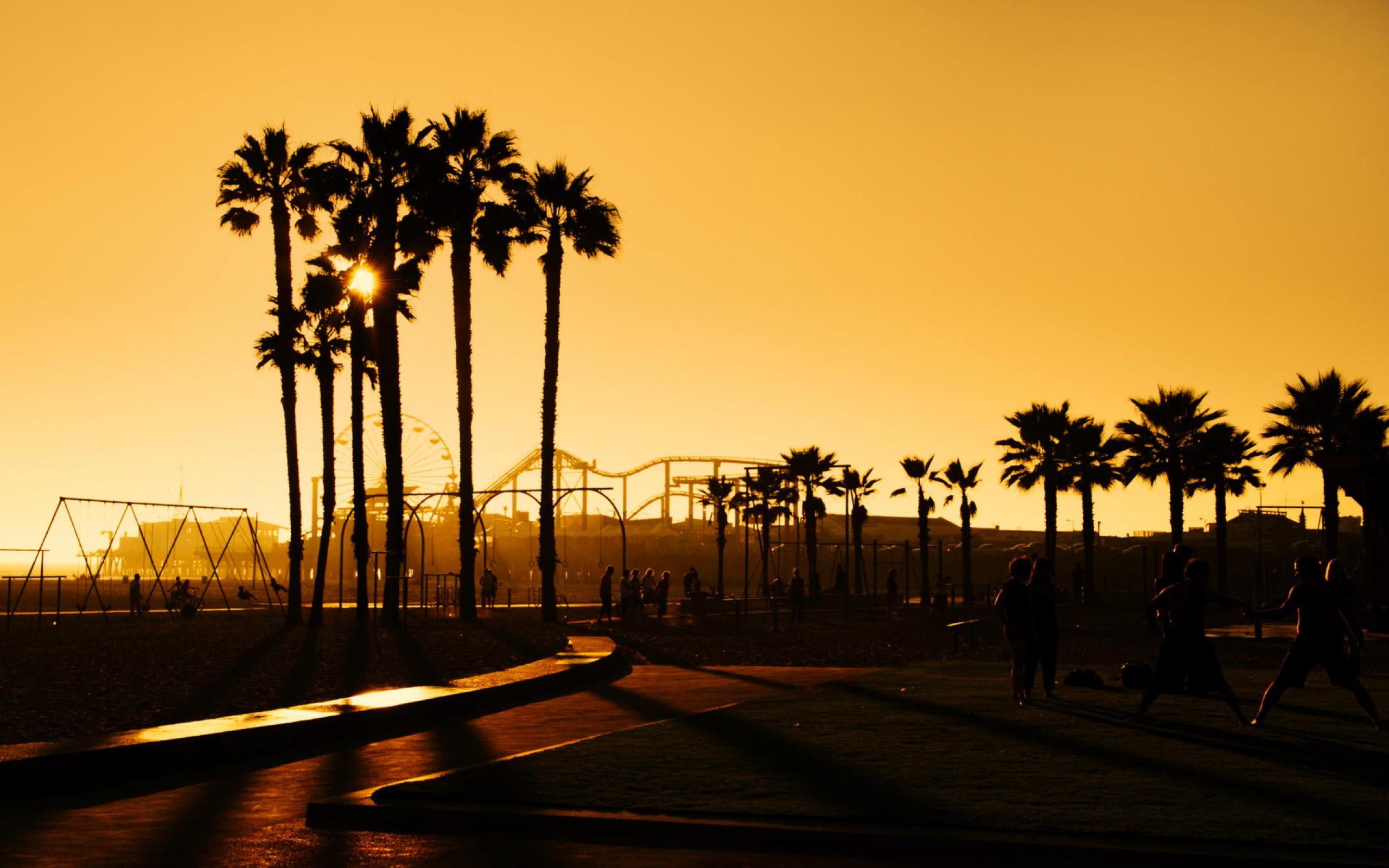 Santa Monica California Beach Sunset Wallpaper in High Resolution at