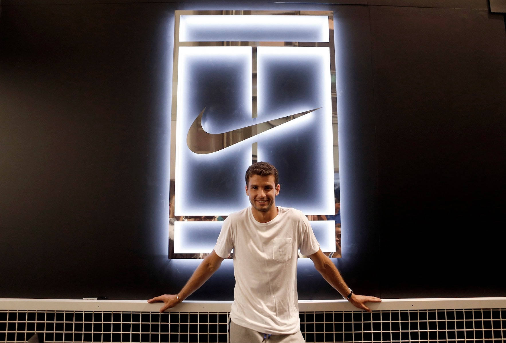 Grigor Dimitrov With Nike Logo 0uj2xxcgtrdtyw9l Wallpaper