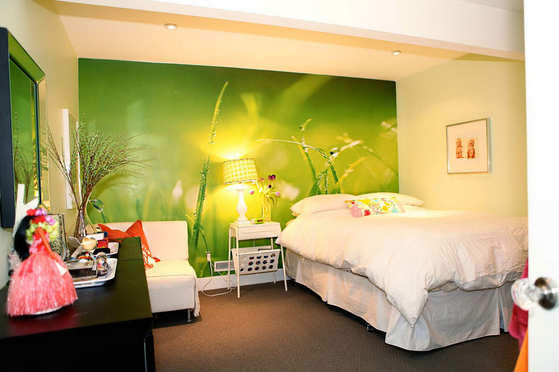 Basement Bedroom Green Wallpaper Design Decosee