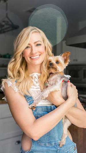 Beth Behrs HD Wallpaper