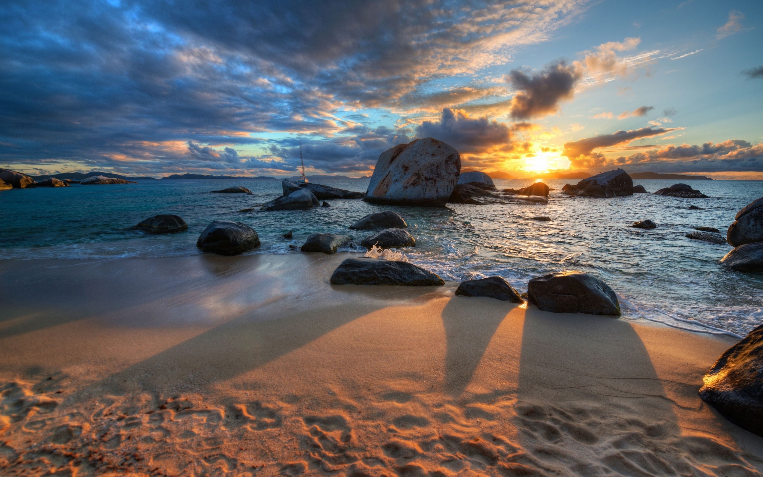 Beautiful Sunrise at Beach   Landscape   Landscape 2560x1600