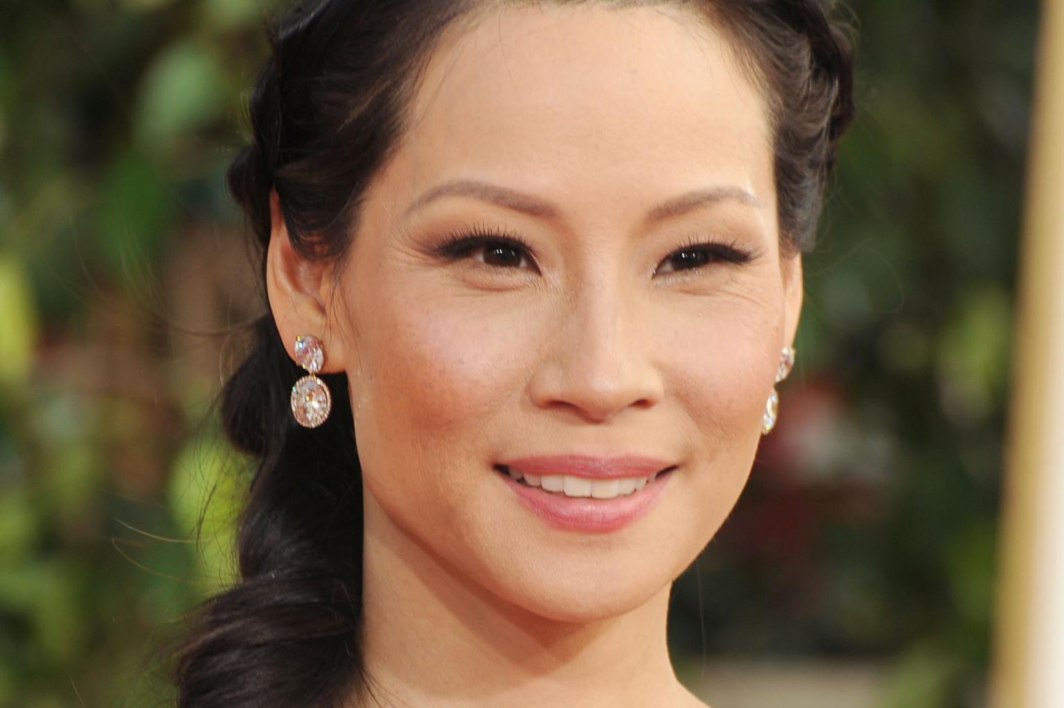 Lucy liu hot pictures