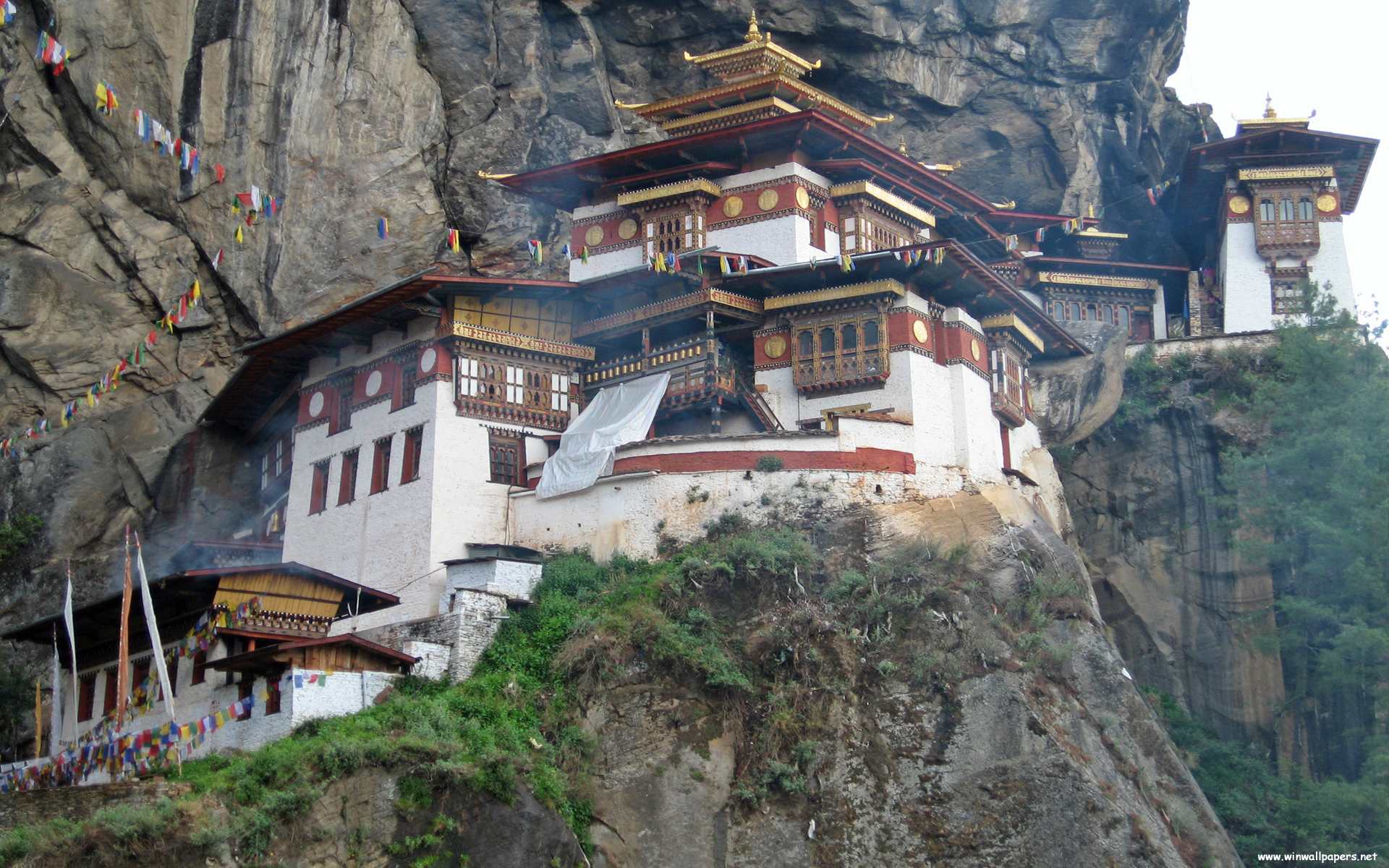 Bhutan HD Windows Wallpaper