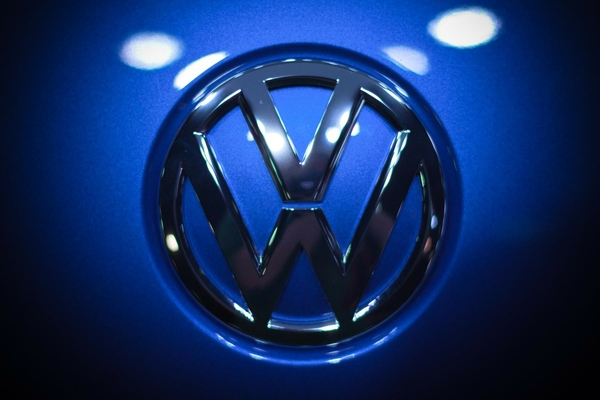 49+] Volkswagen Logo Wallpaper on