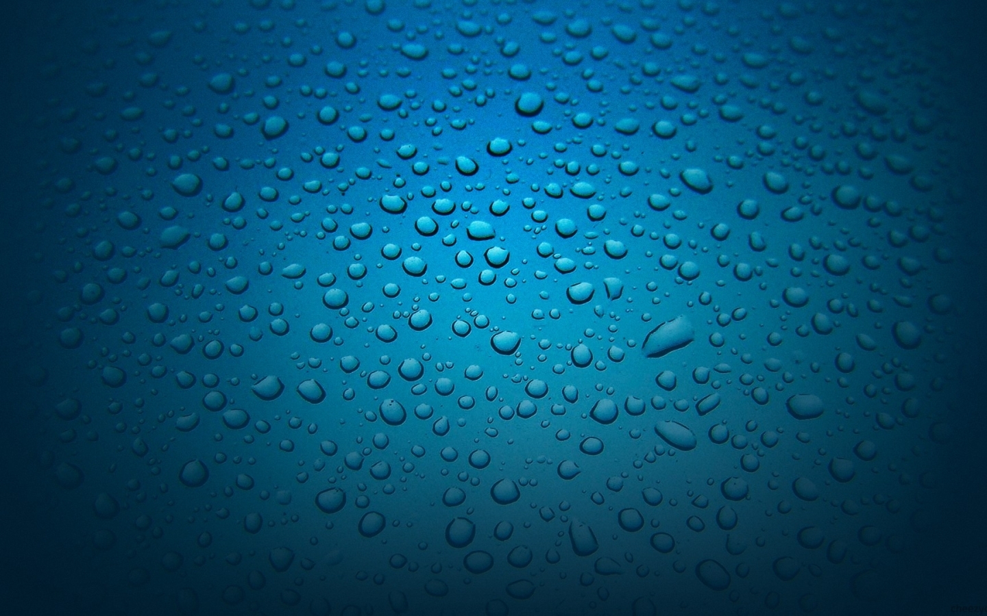 Blue Water Drop Mac Wallpaper