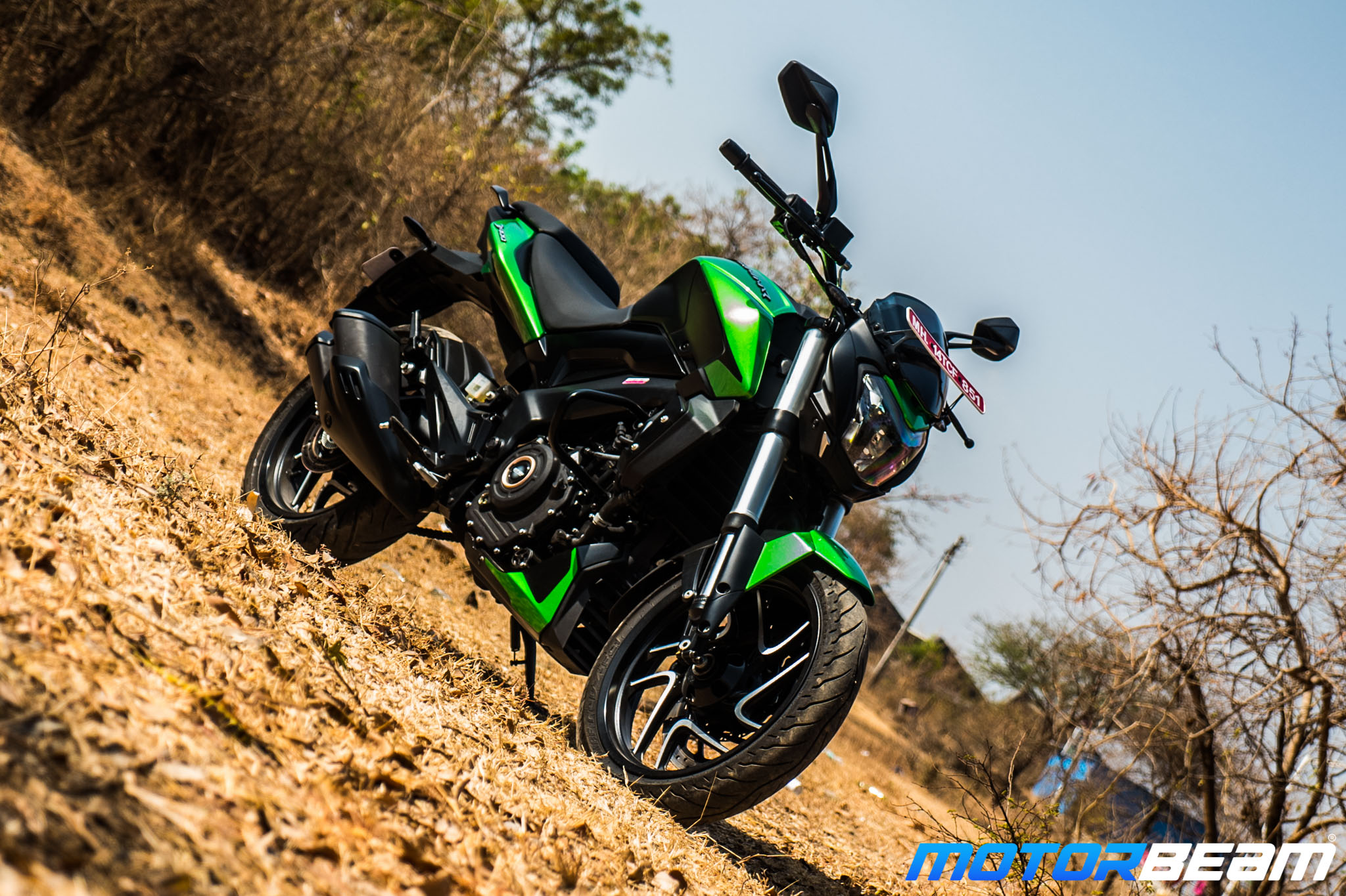 Bajaj Auto unveils Dominar 400 in India. See its price and features | Mint