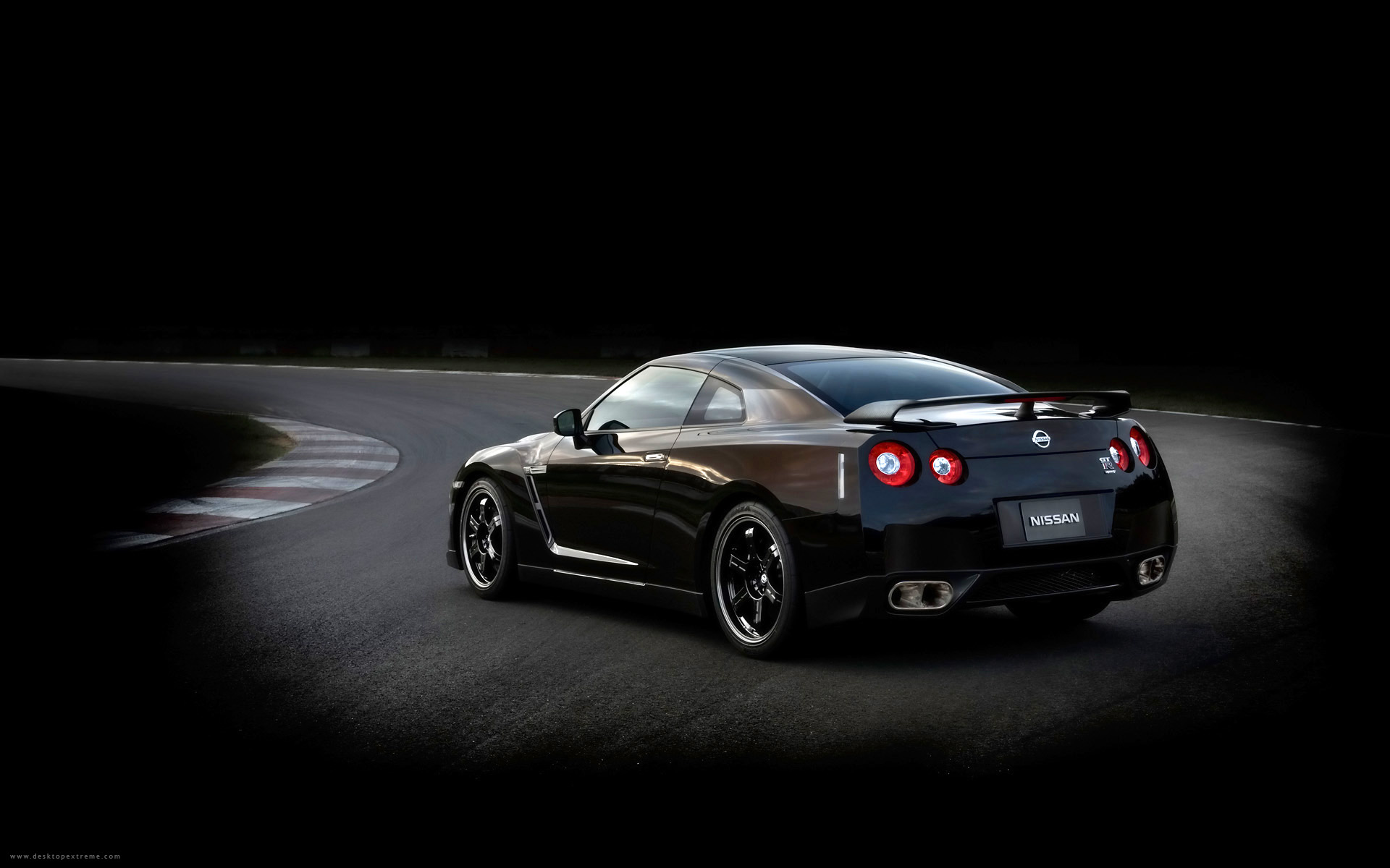 Nissan Gtr r35 Wallpaper