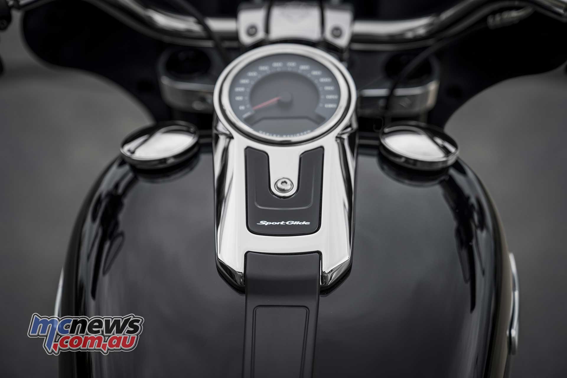 Harley Launch New Versatile Softail Sport Glide Mcnews