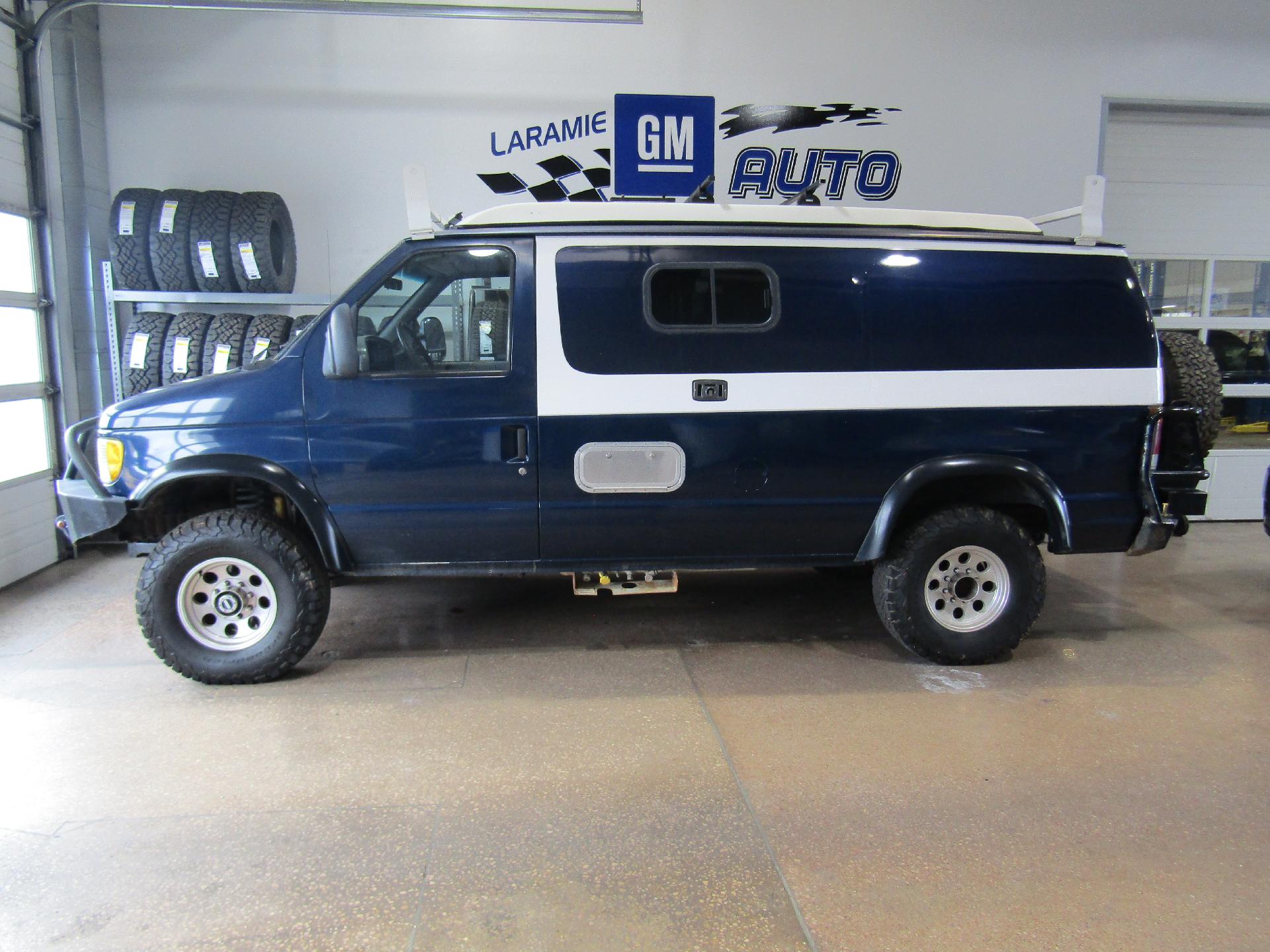 Laramie Ford Econoline Cargo Van Used For Sale 3912p