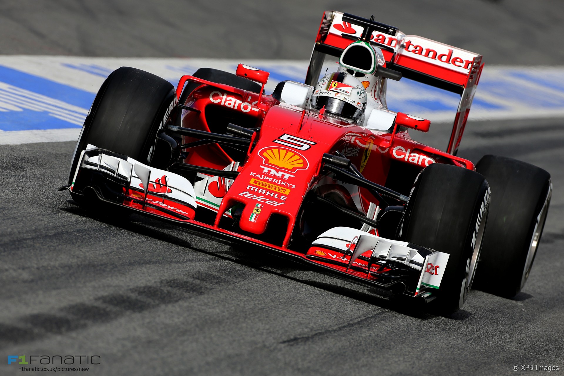 Scuderia Ferrari Sf16 H Racing Ments The Autosport