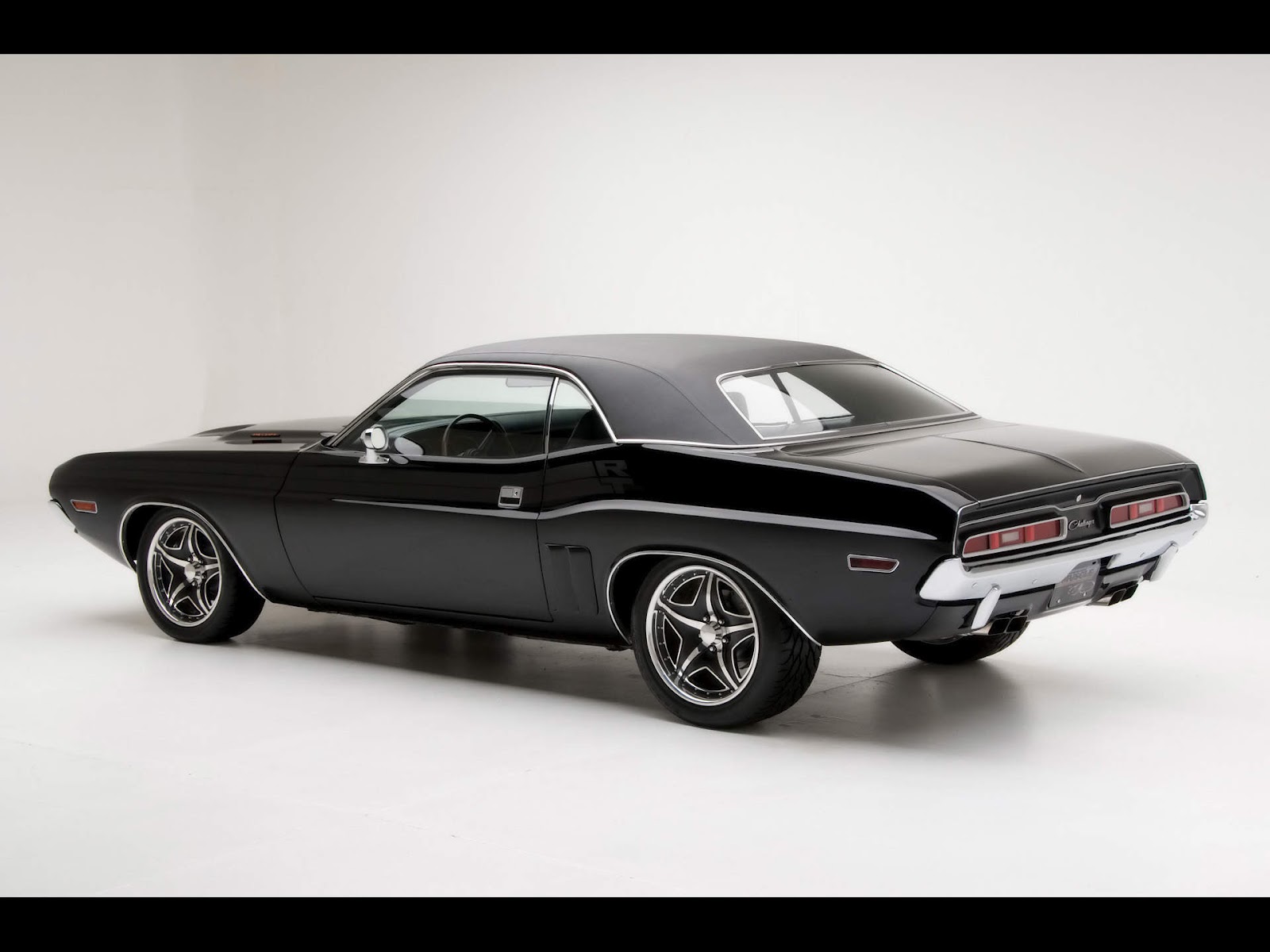 Muscle Classic Cars Dodge Challenger Rt Wallpaper