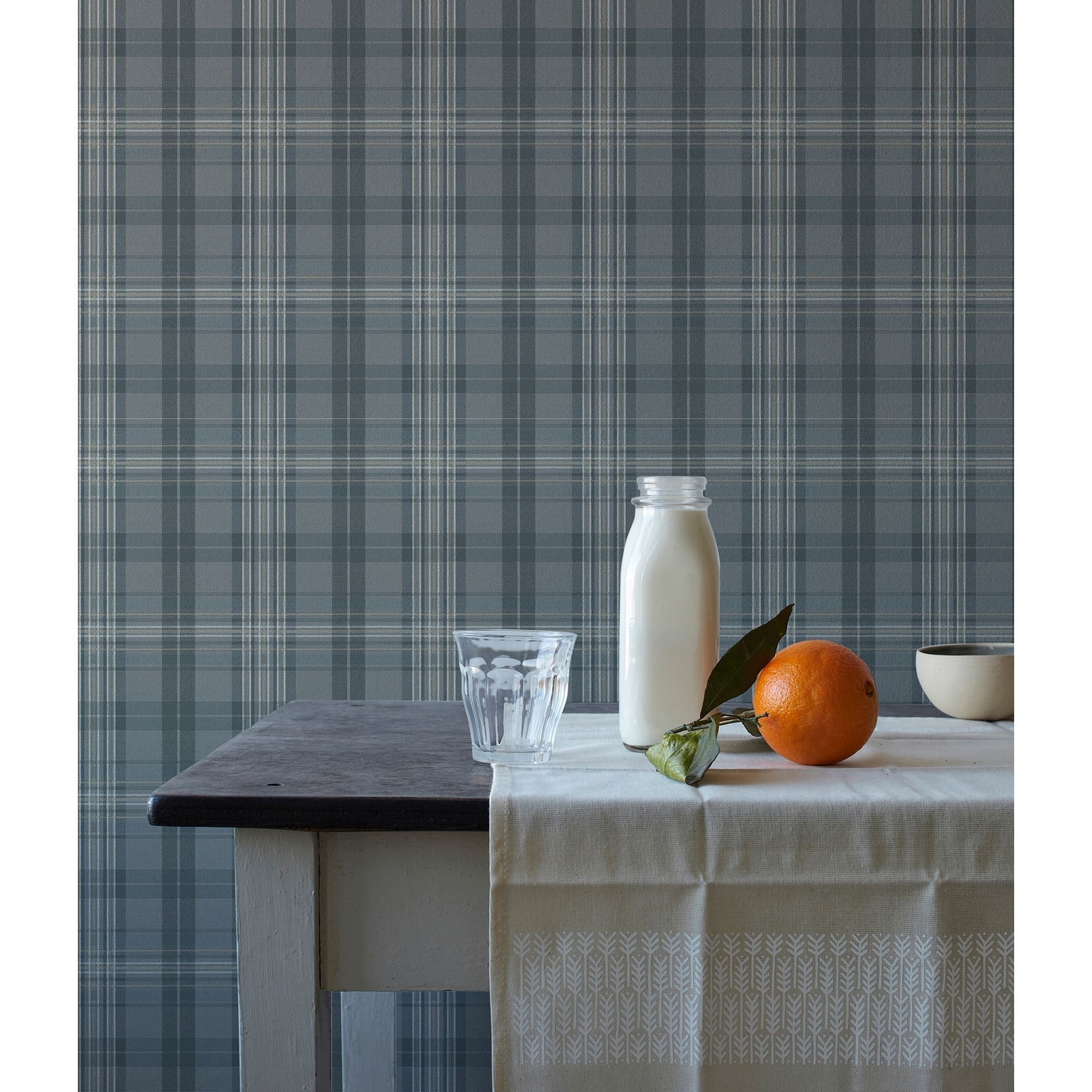 Seattle 2c Navy Plaid Wallpaper