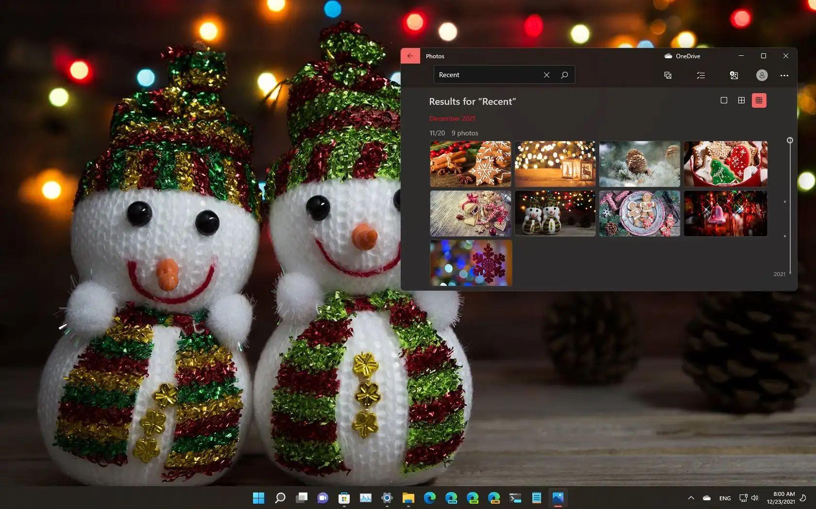 Winter Holiday Glow Theme For Windows Pureinfotech