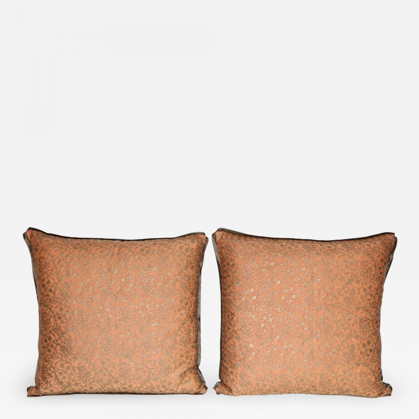 Mariano Fortuny A Pair Of Fabric Cushions In The Granada
