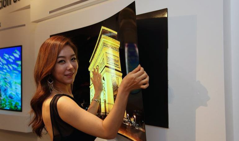 Lg Display S Wallpaper Oled Panel From Its Magic Mount Credit