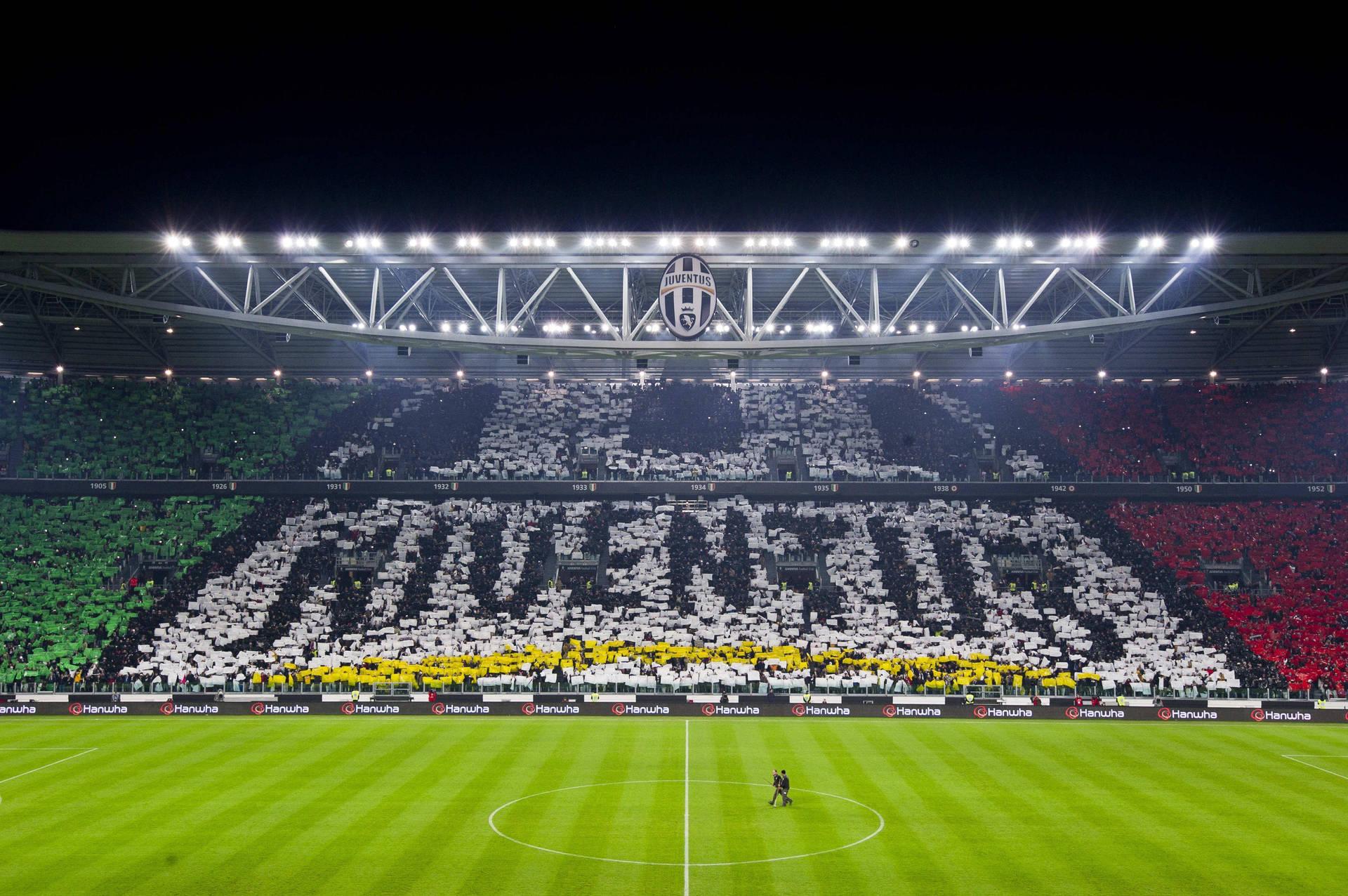 Juventus Die Hard Supporters At Stadium Wallpaper
