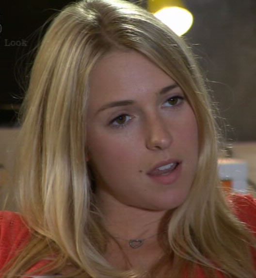 Scarlett Bowman Maddie Morrison In Hollyoaks