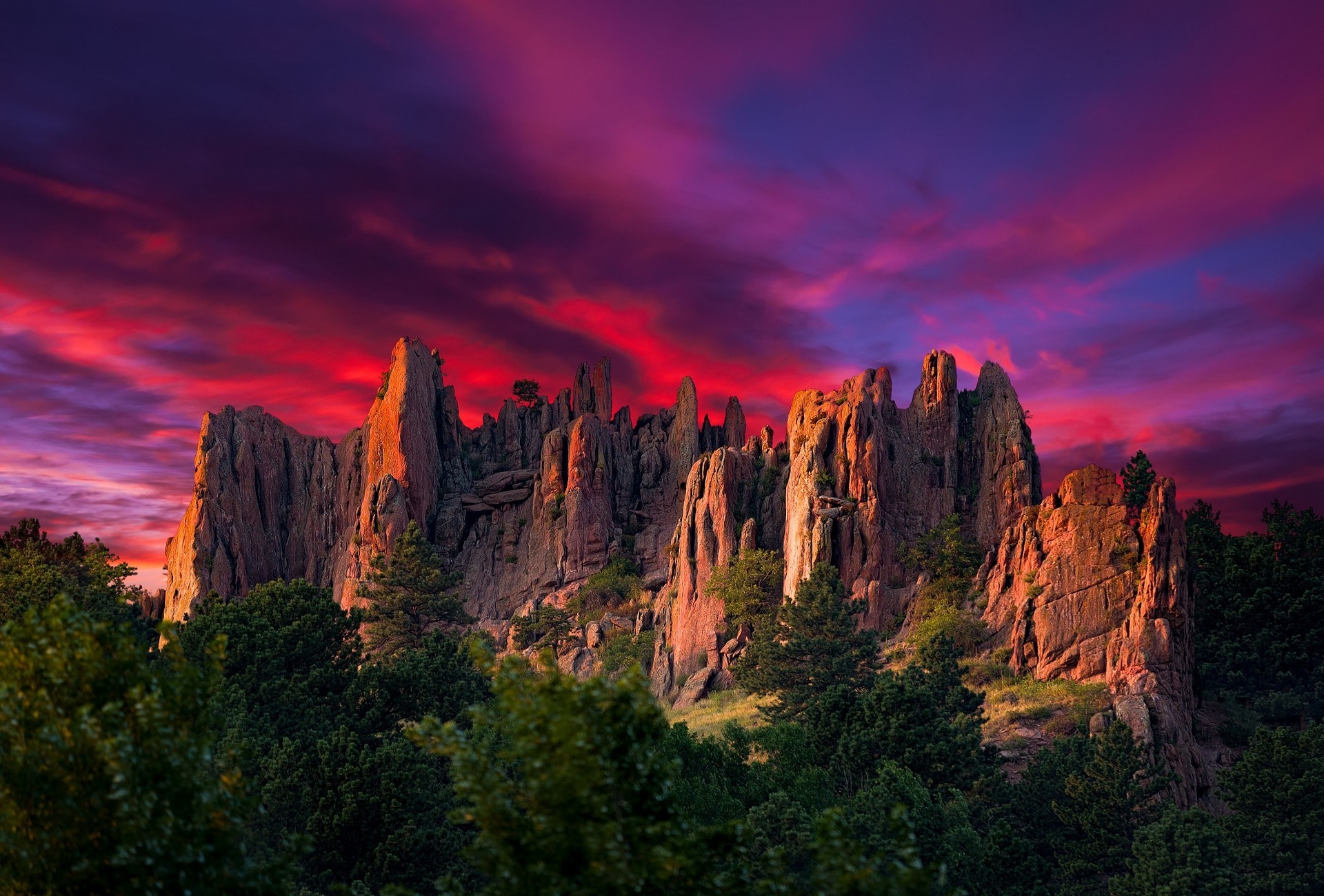 Nature Landscape Colorful Sky Red Rock Formation Sunrise Trees Wallpaper