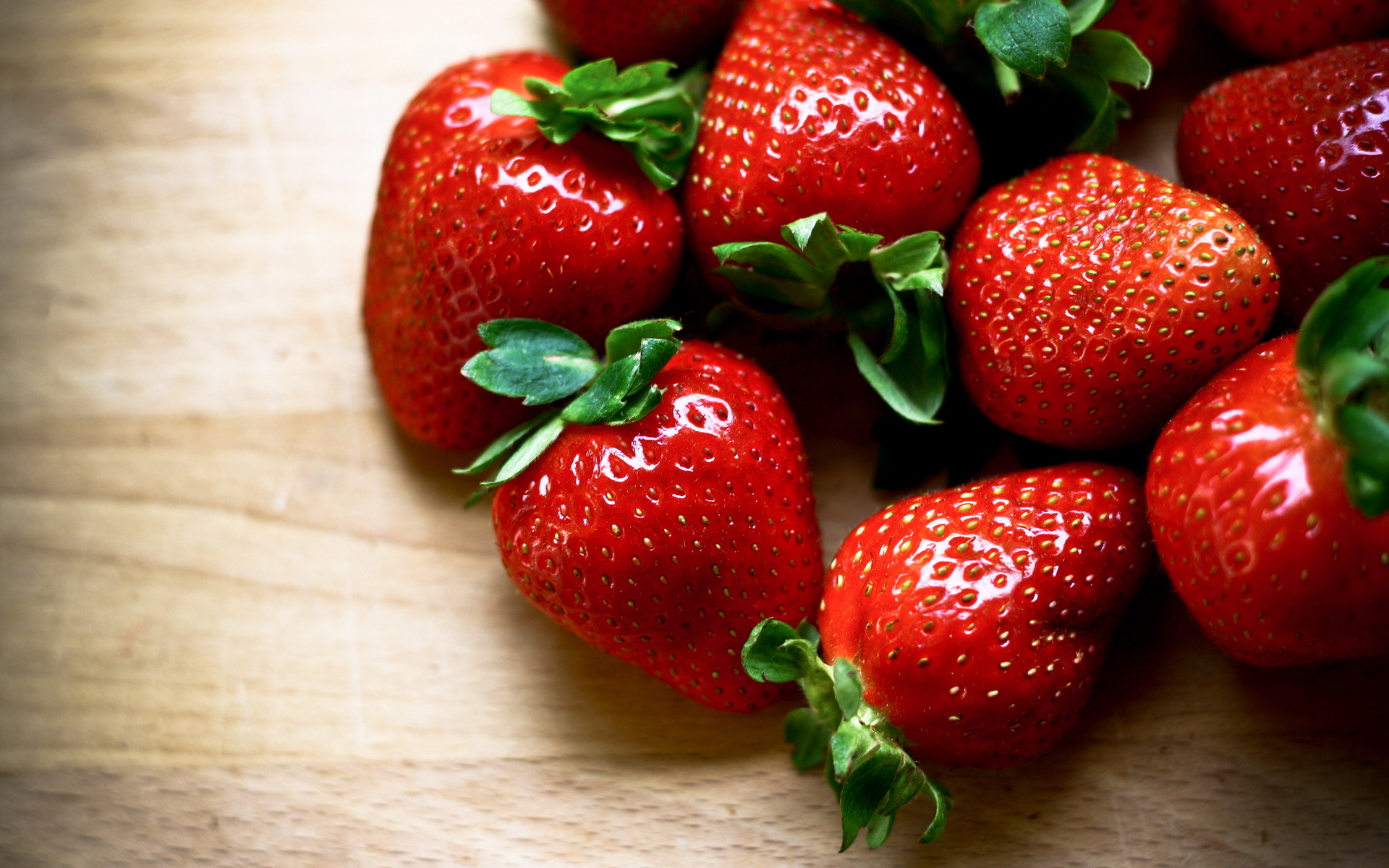 Sweet Strawberry Wallpaper For Android