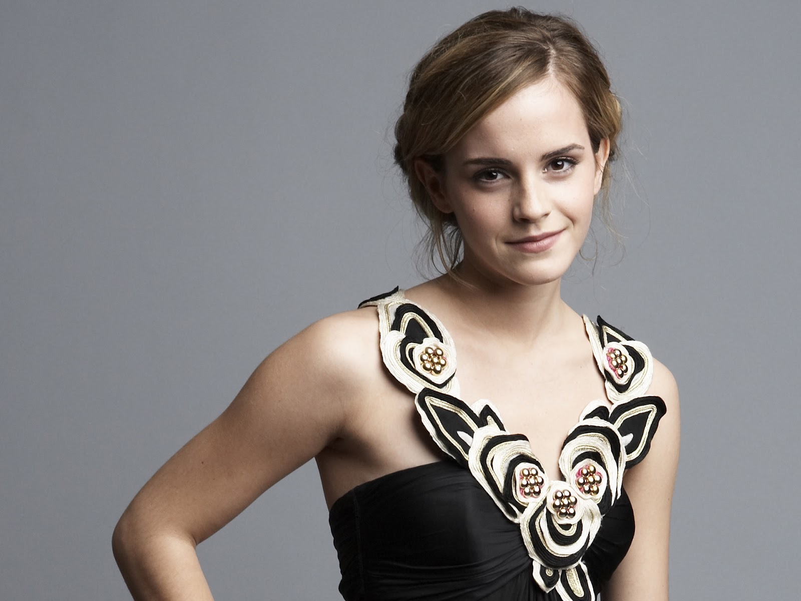 Emma Watson HD Wallpaper Mobile